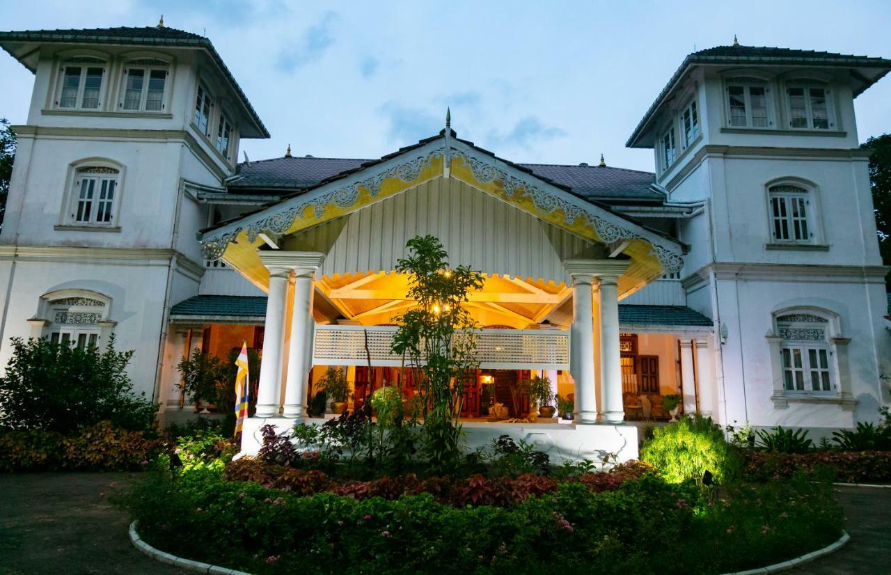Manor House Hotel Embulpure Kültér fotó